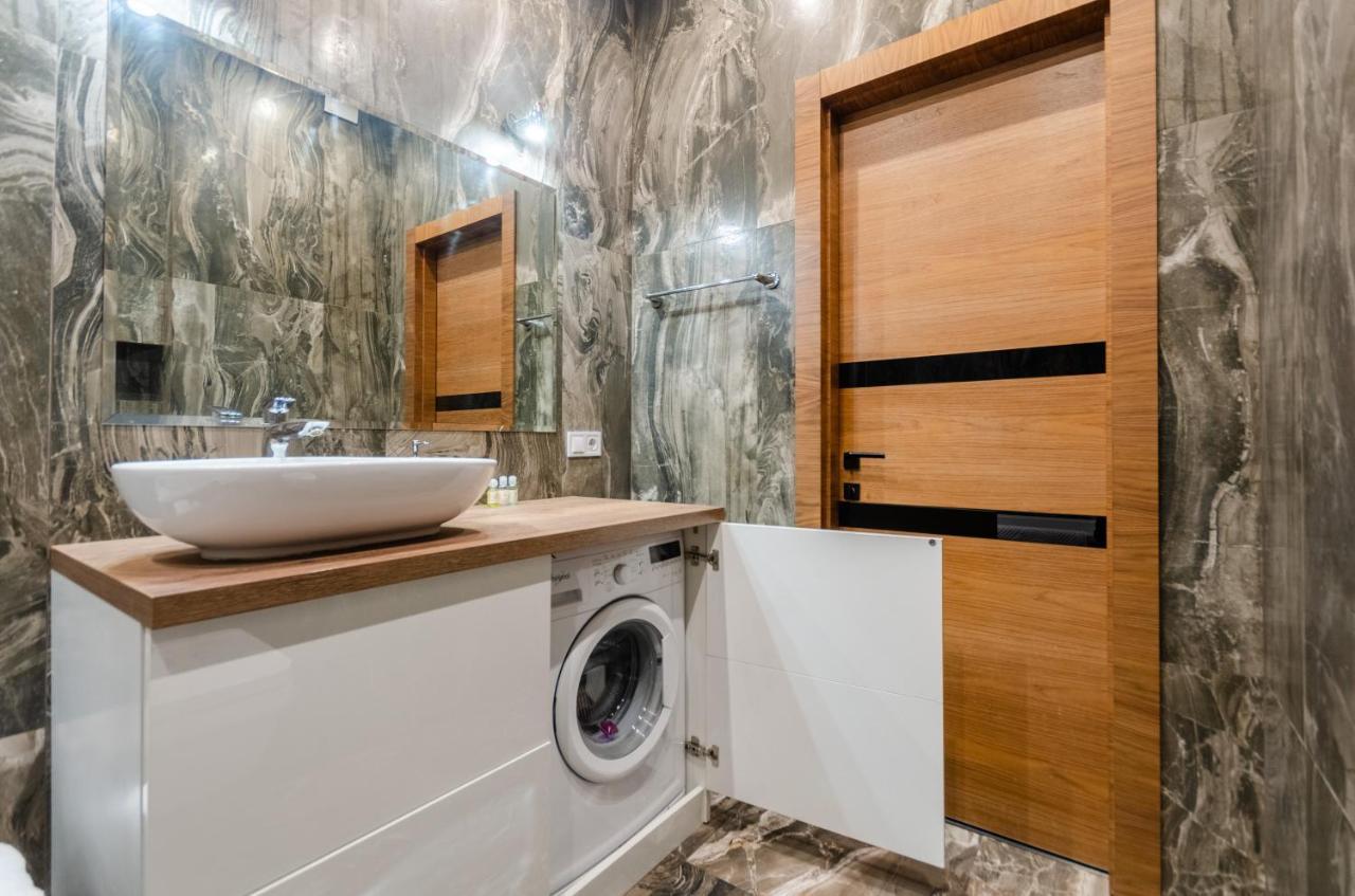 Petrovdom Apartaments 8-188 In Rc Central Park, 7 John Mccain Street Kiev Eksteriør bilde