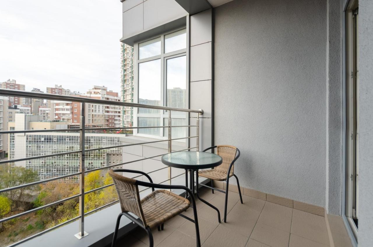 Petrovdom Apartaments 8-188 In Rc Central Park, 7 John Mccain Street Kiev Eksteriør bilde
